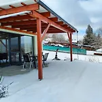 بيت للعطل Panorama House Brdy