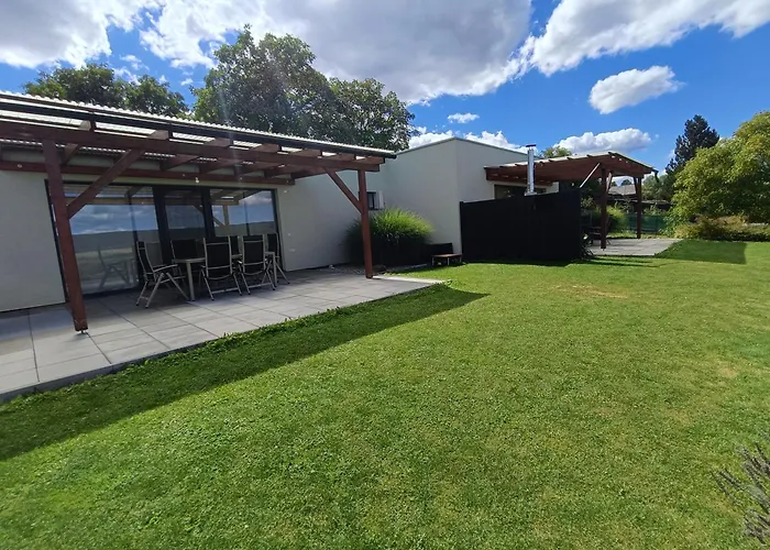 Semesterbostad Panorama House Brdy